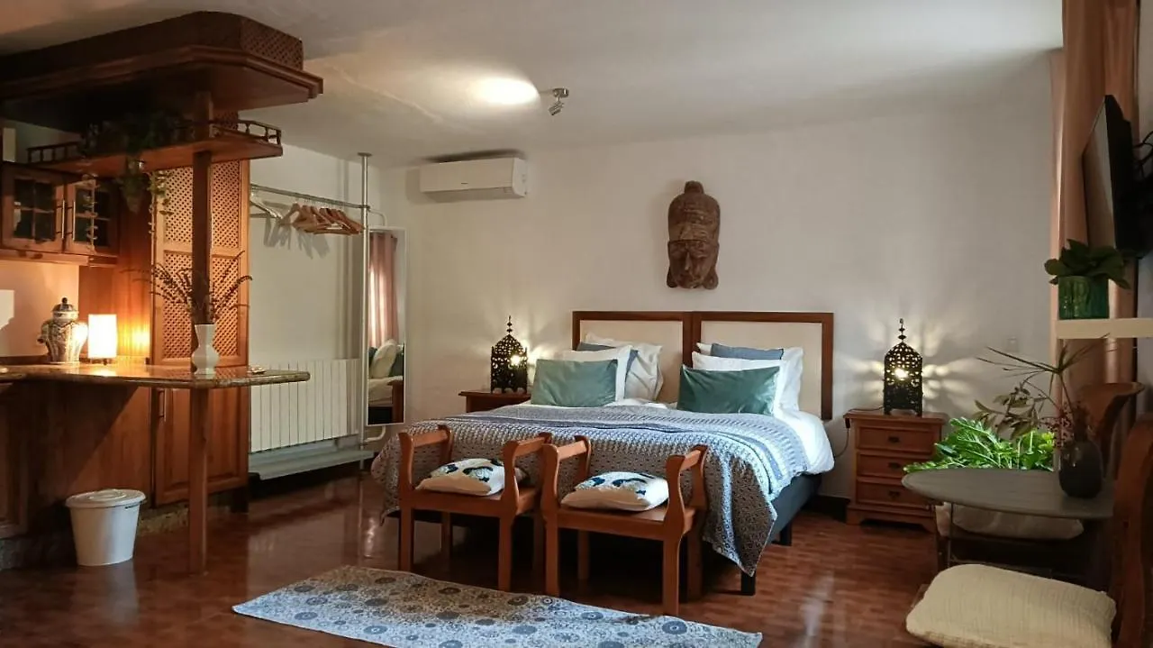 La Fuente Oase B&B Coin 0*,  Spain